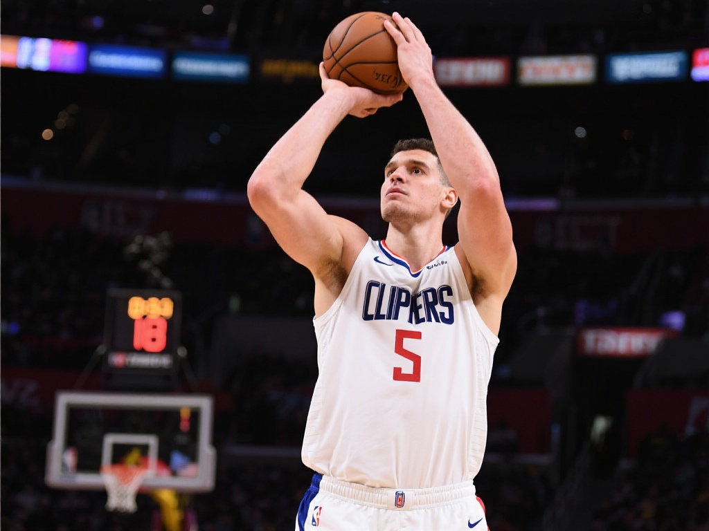 力强劲的对 力强劲的对